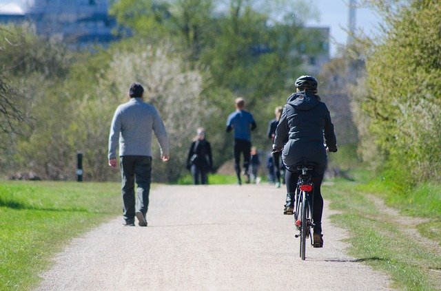 Vaker wandelen en fietsen belangrijk voor een duurzame toekomst